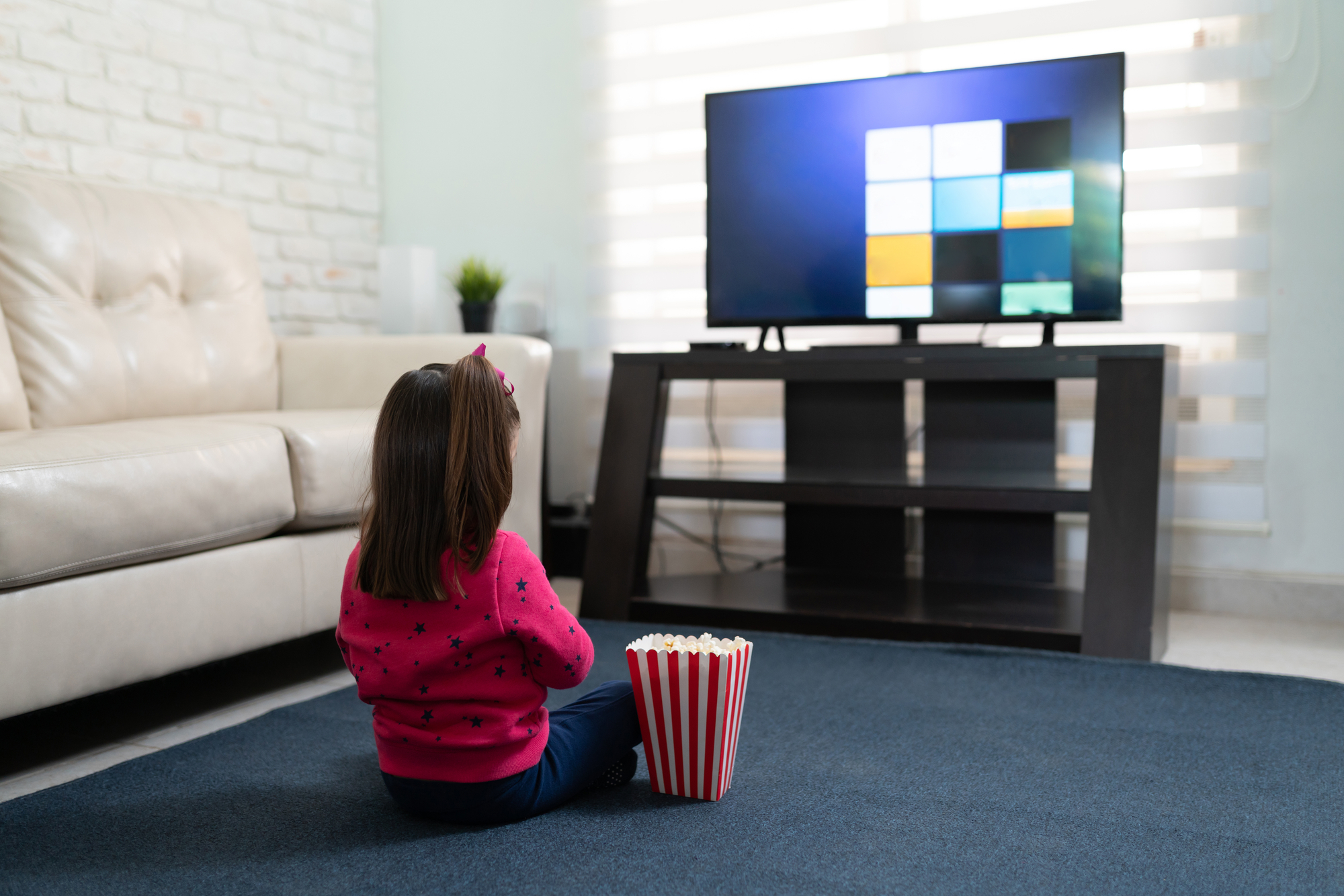 wpływ oglądania bajek na rozwój dziecka